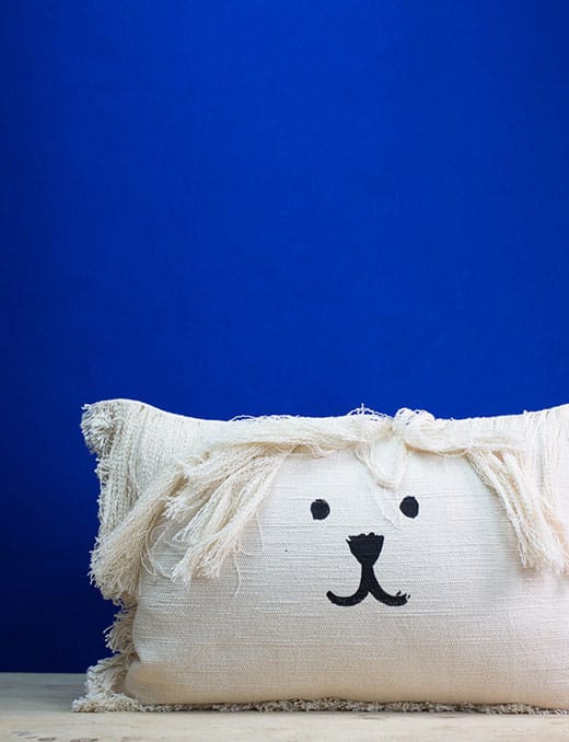 Coussin-éco-responsable-fait-main-bouboule